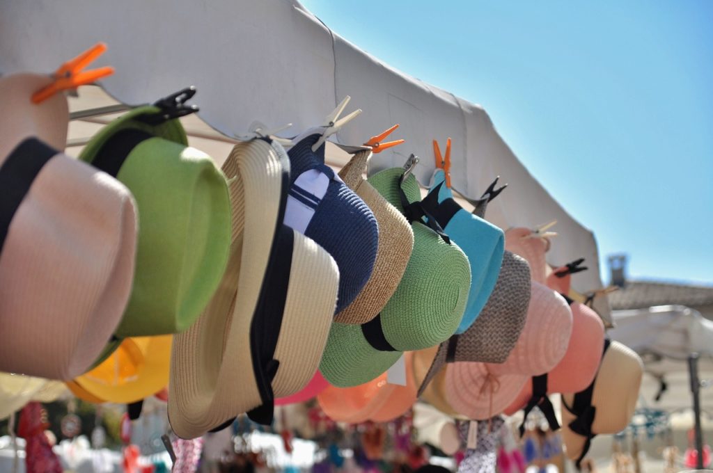 cappelli spiaggia per l'uomo